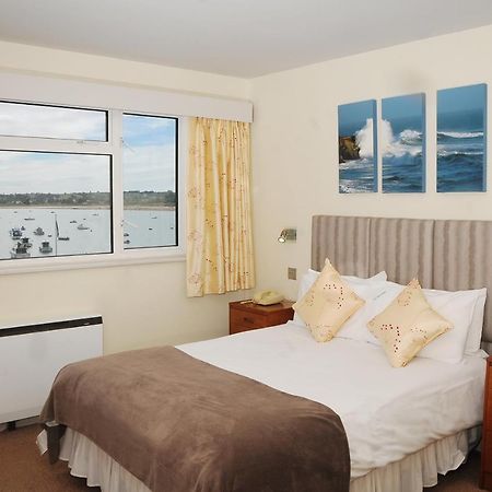 Dolphin Hotel Gorey Ngoại thất bức ảnh